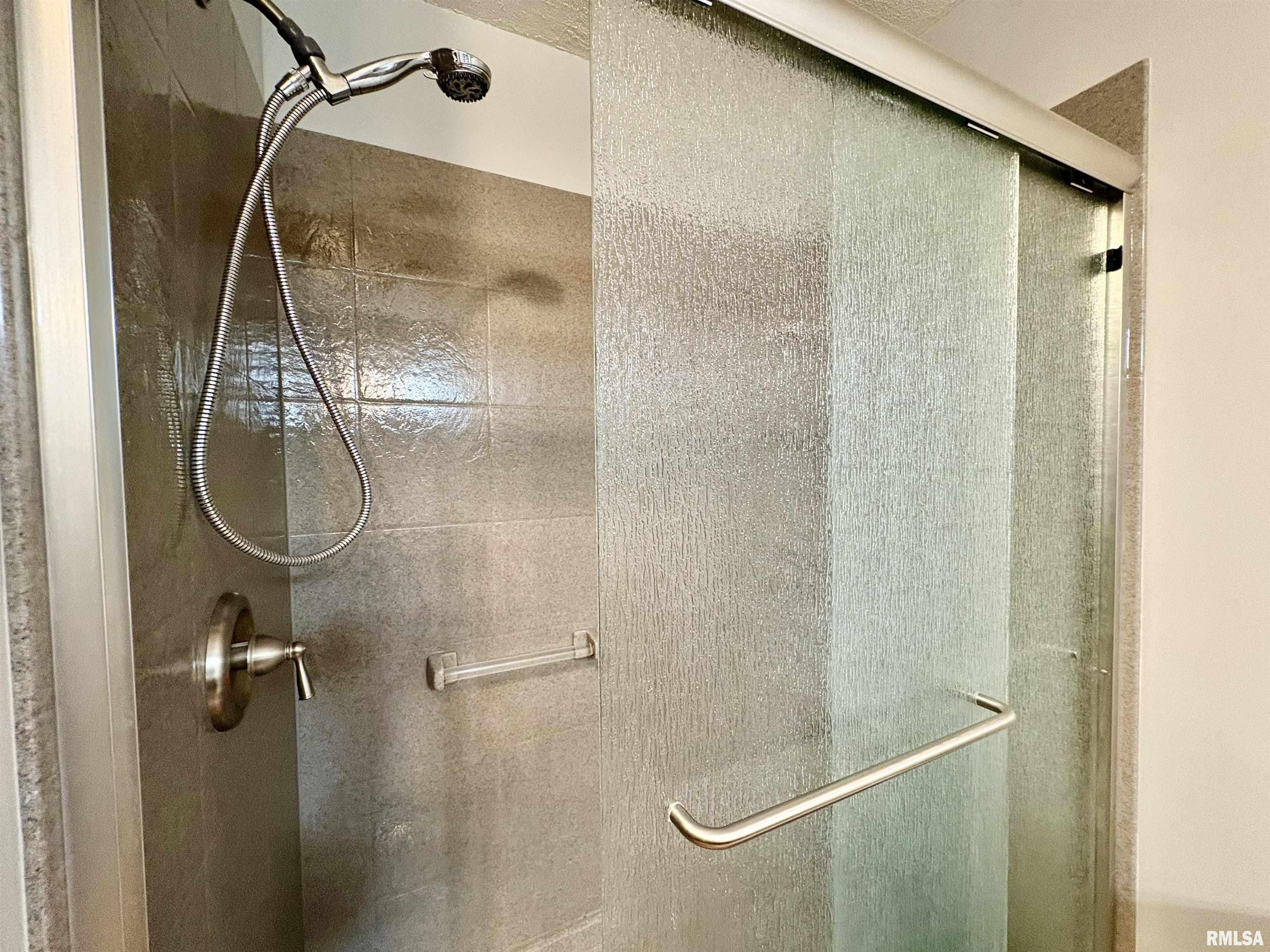 290 Finley Street Jacksonville, IL 62650 - Photo 34 of 49