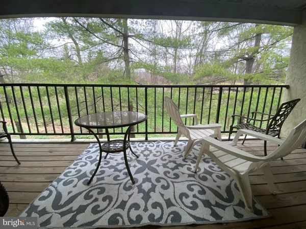 $2,500 | 240 Valley Stream Lane, Chesterbrook, PA 19087