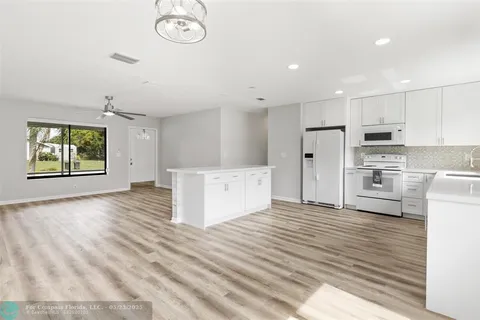 $339,000 | 1902 Southeast Burgundy Lane, Port St. Lucie, FL 34952