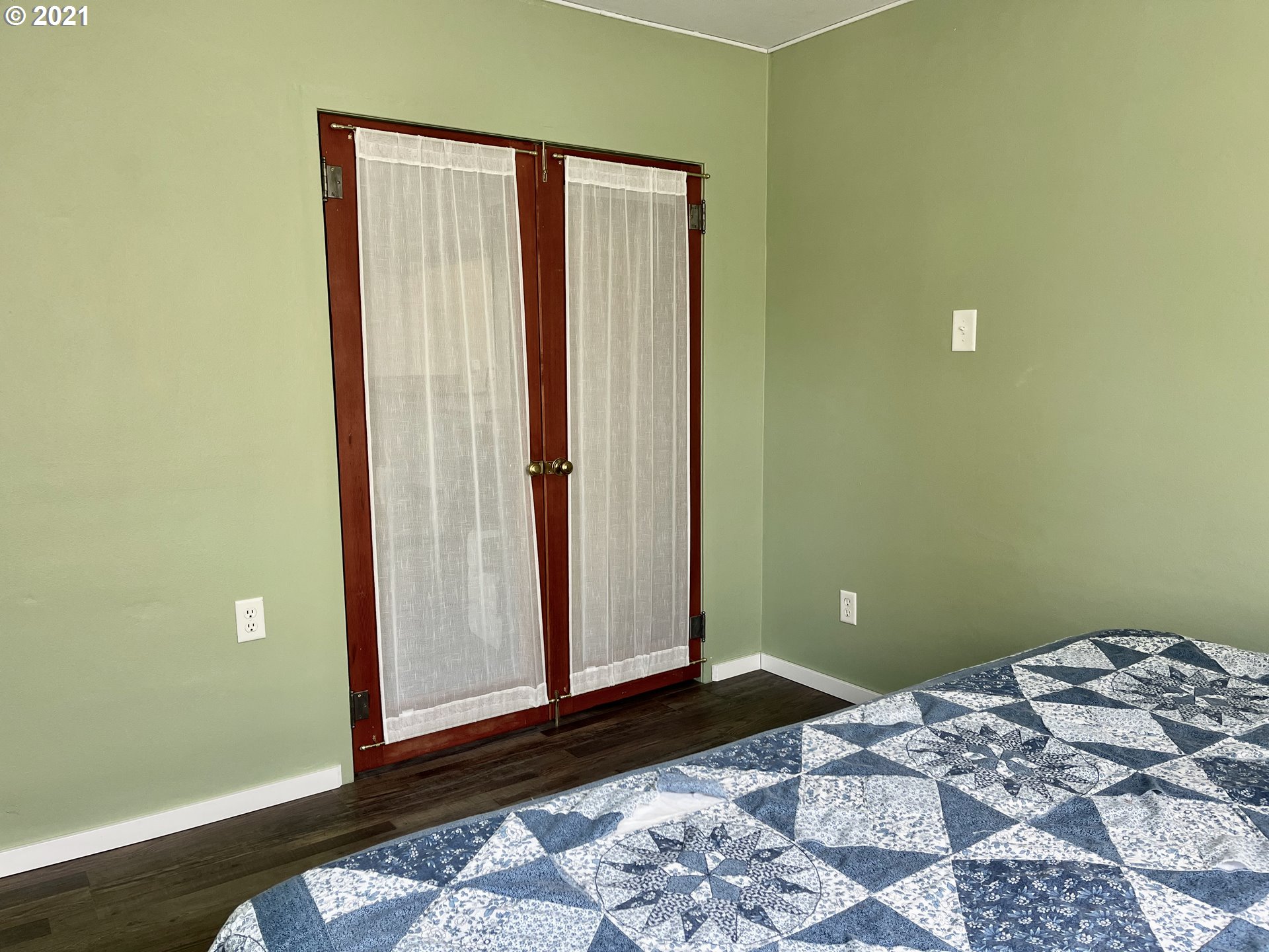 1065 North 3rd Place Springfield, OR 97477 - Photo 16 of 32