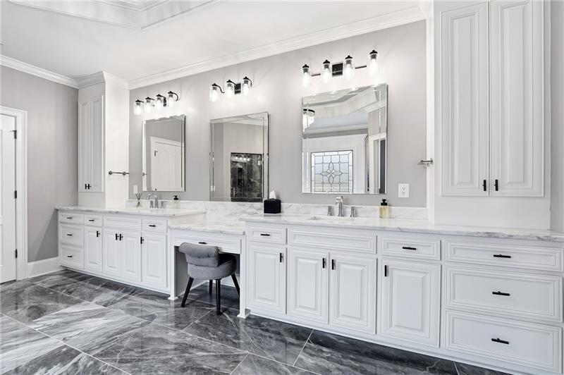 170 Golf Link View Milton, GA 30004 - Photo 31 of 54 a spacious bathroom with a double vanity sink mirror and
