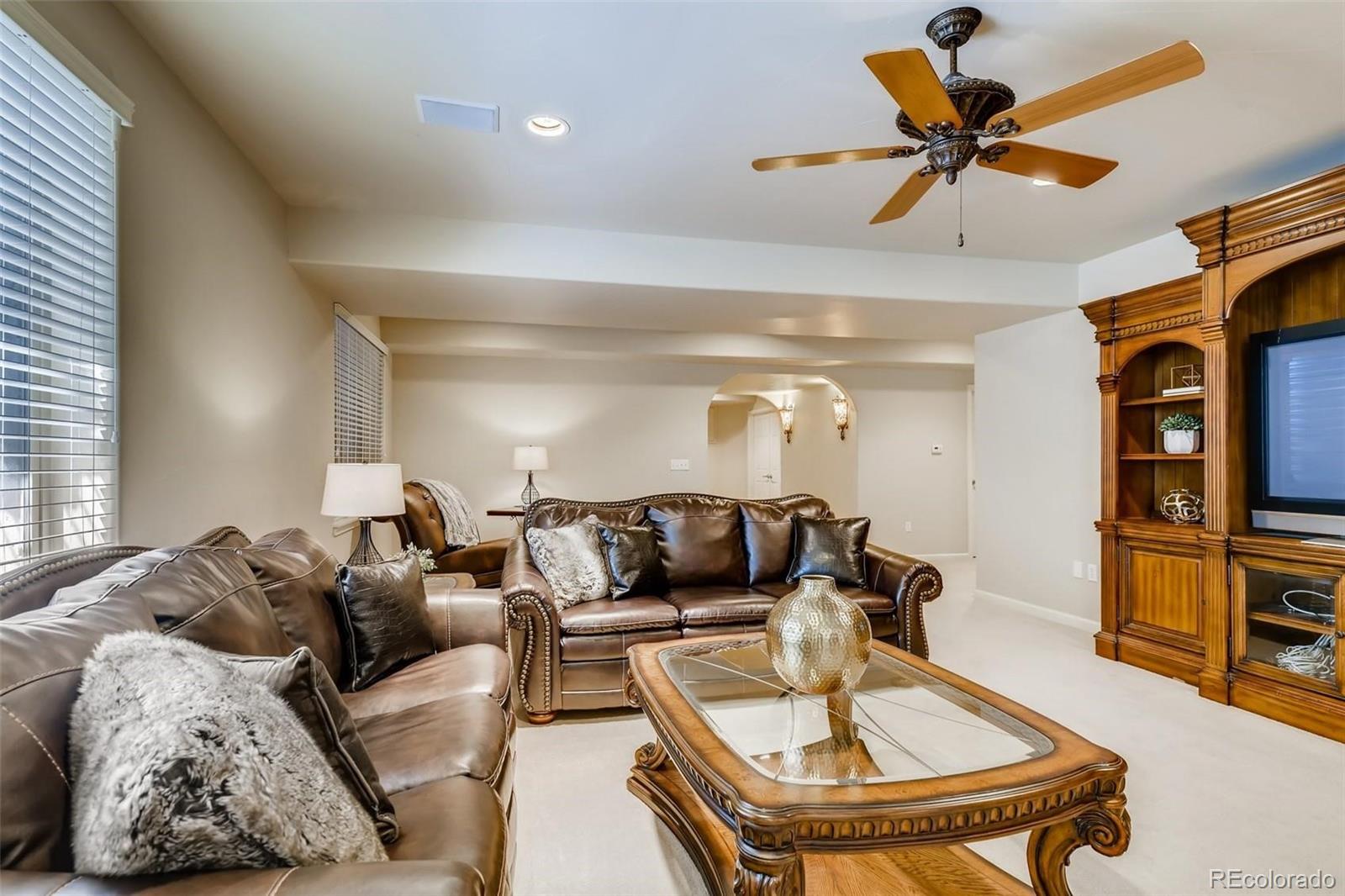 10224 Bluffmont Drive Lone Tree, CO 80124 - Photo 24 of 38