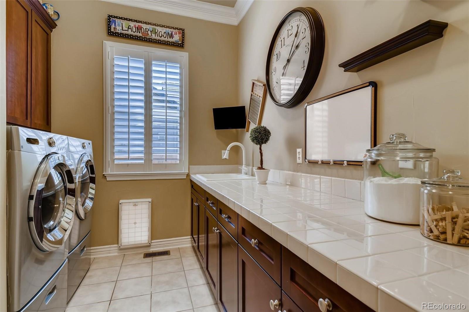 10224 Bluffmont Drive Lone Tree, CO 80124 - Photo 34 of 38