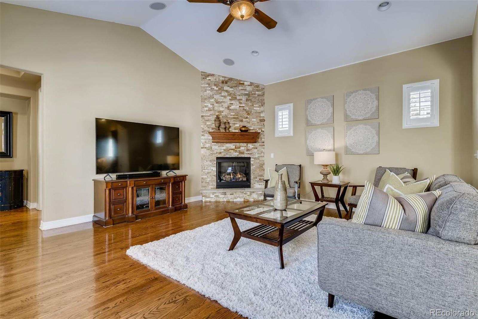 10224 Bluffmont Drive Lone Tree, CO 80124 - Photo 4 of 38