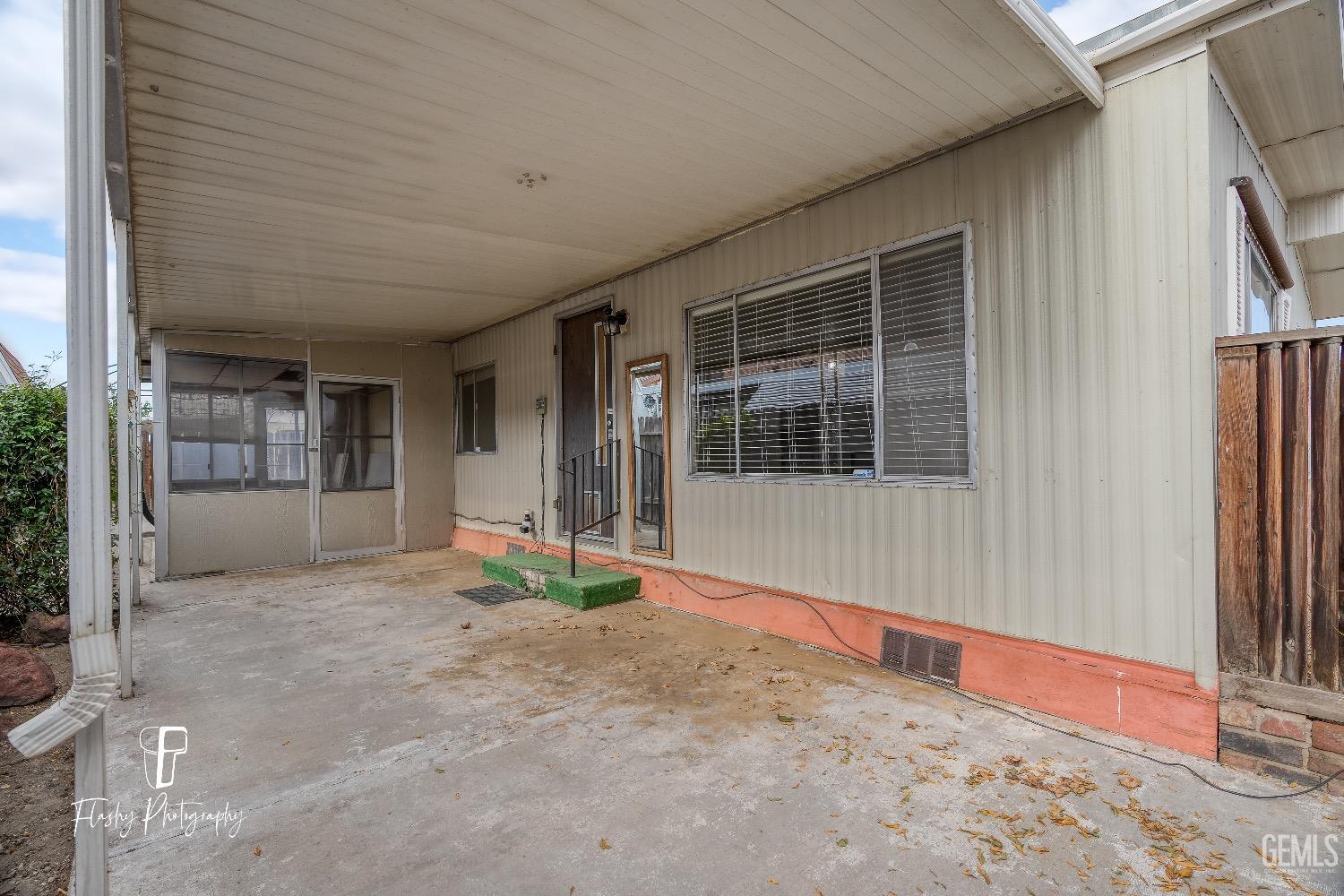 Undisclosed Address Bakersfield, CA 93301 - Photo 24 of 27 a view of livingroom with an outdoor space