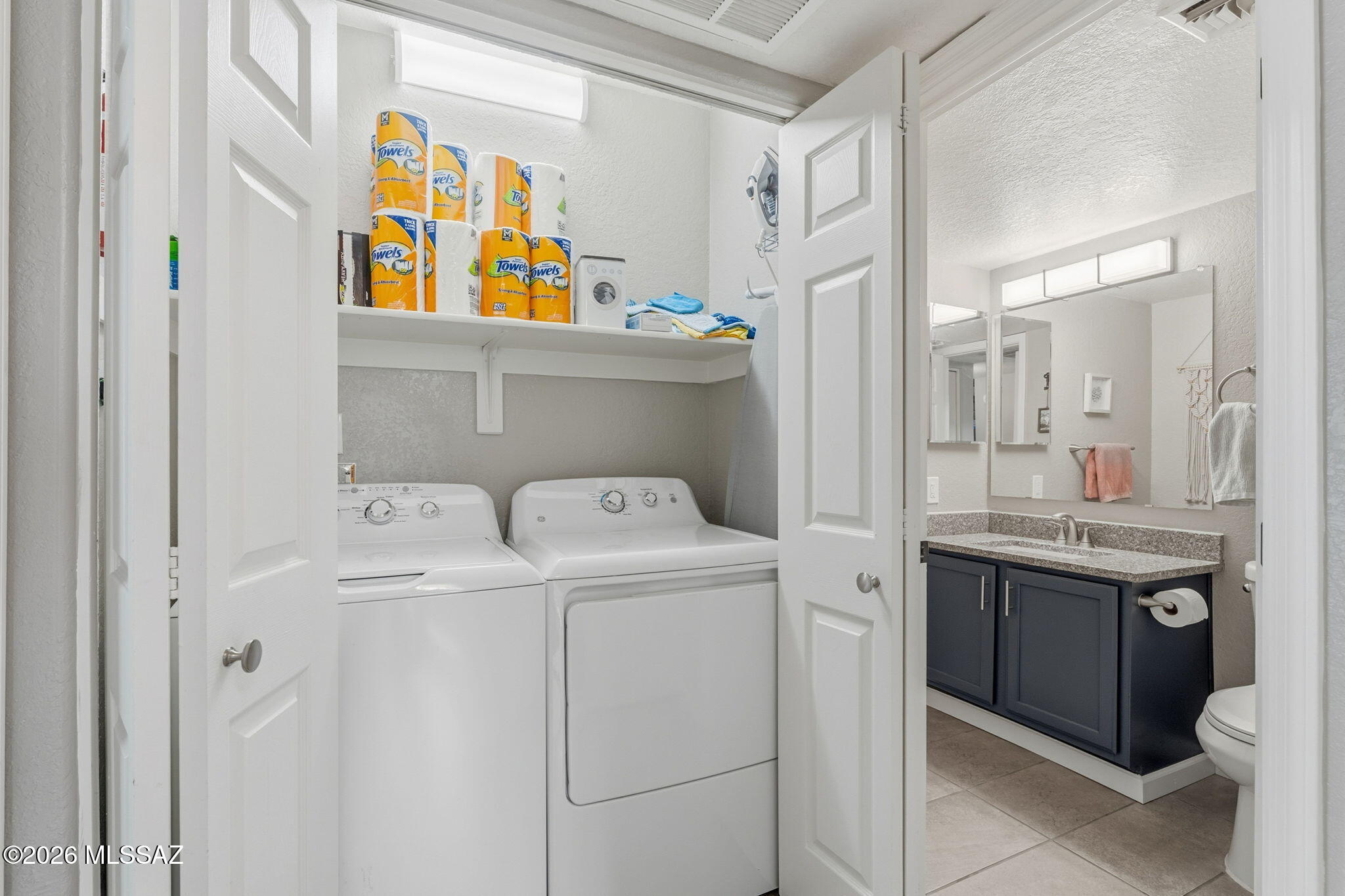 5800 North Kolb Road, Unit 7135 Tucson, AZ 85750 - Photo 36 of 48 In Unit Laundry