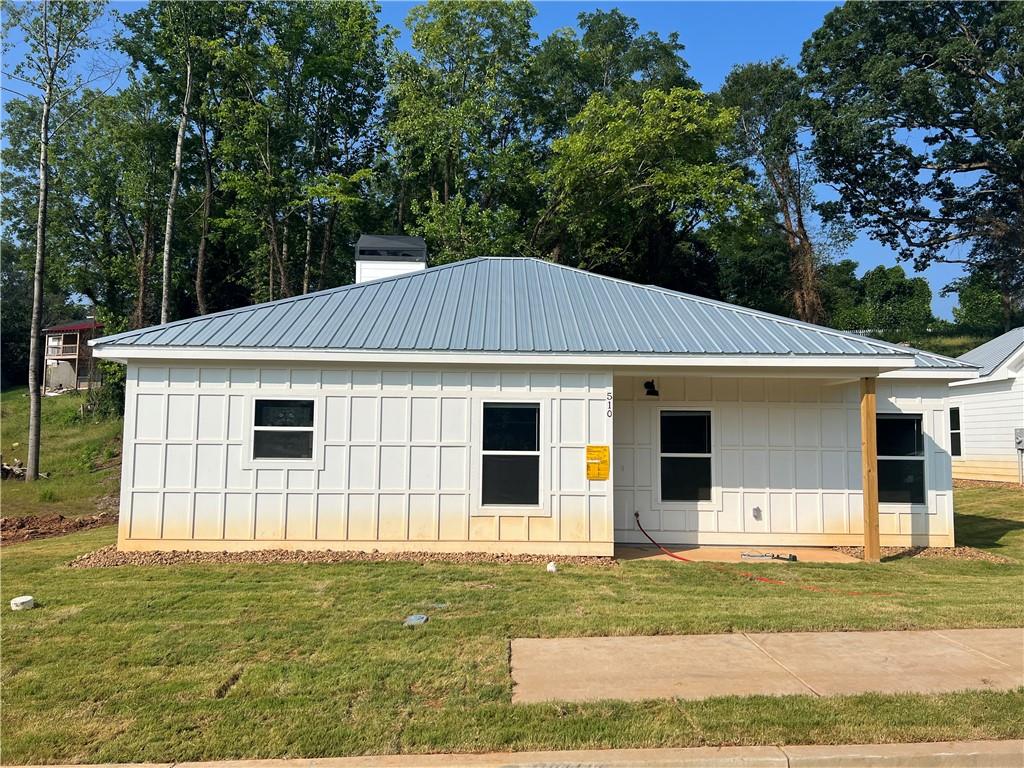 510 Liberty Pk Drive, Gainesville, GA 30501 Compass