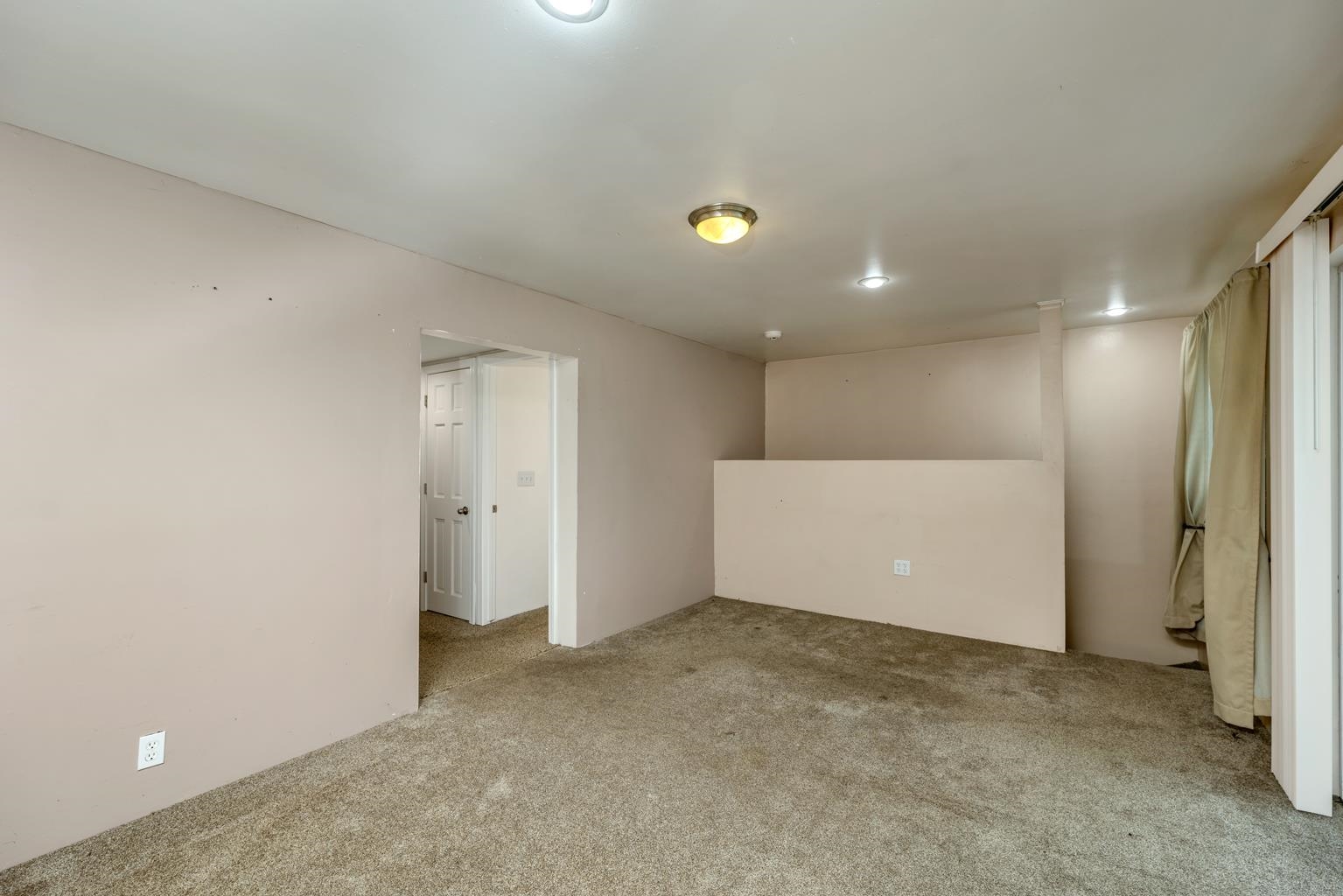 25 Circuit Drive Kingston, NH 03848 - Photo 33 of 37