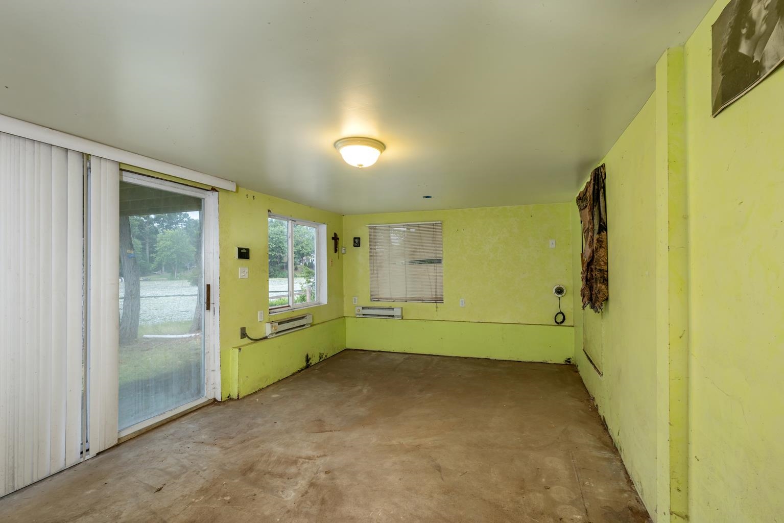 25 Circuit Drive Kingston, NH 03848 - Photo 35 of 37