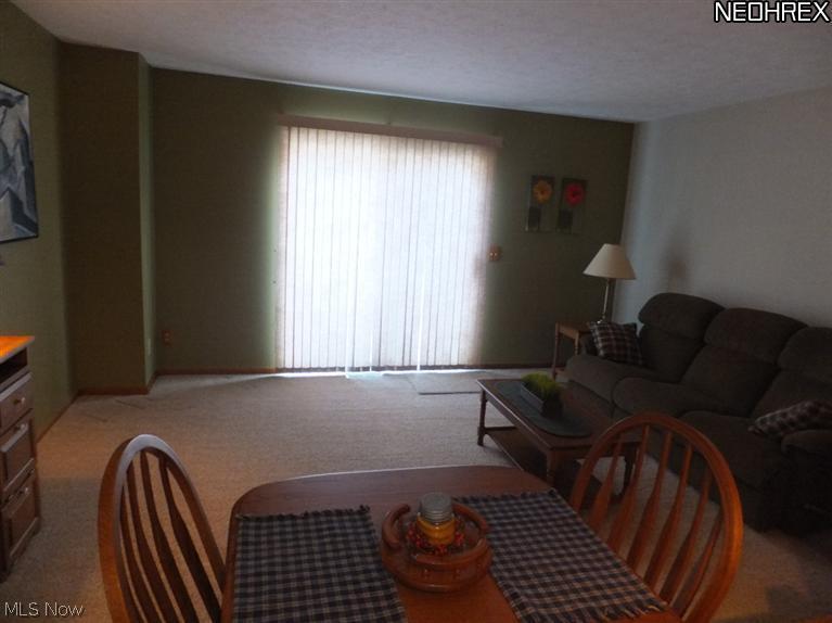 856 Overlook Ridge Drive Cleveland, OH 44109 - Photo 11 of 19 Gallery Image 11