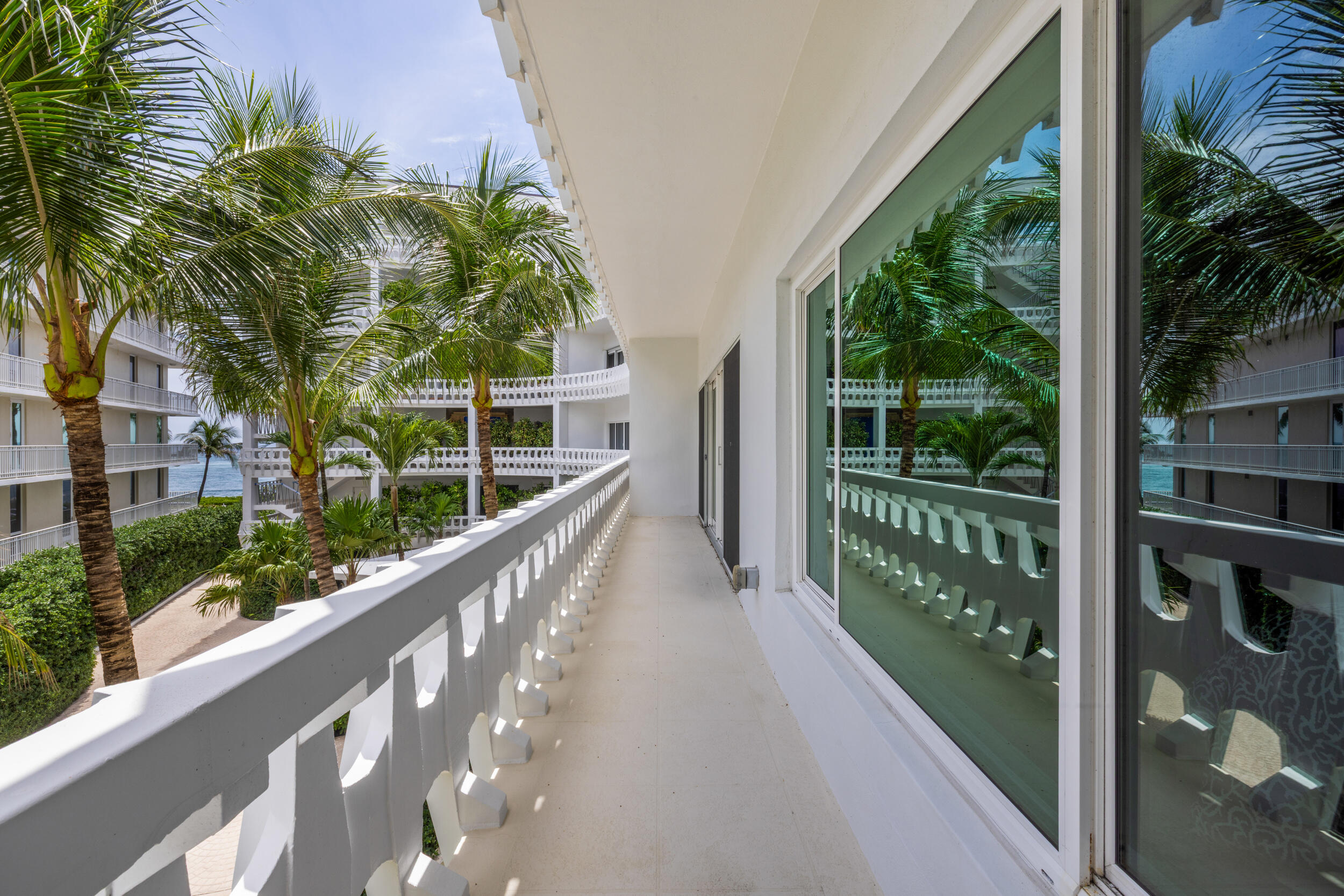 300 South Ocean Boulevard, Unit 3G Palm Beach, FL 33480 - Photo 20 of 25