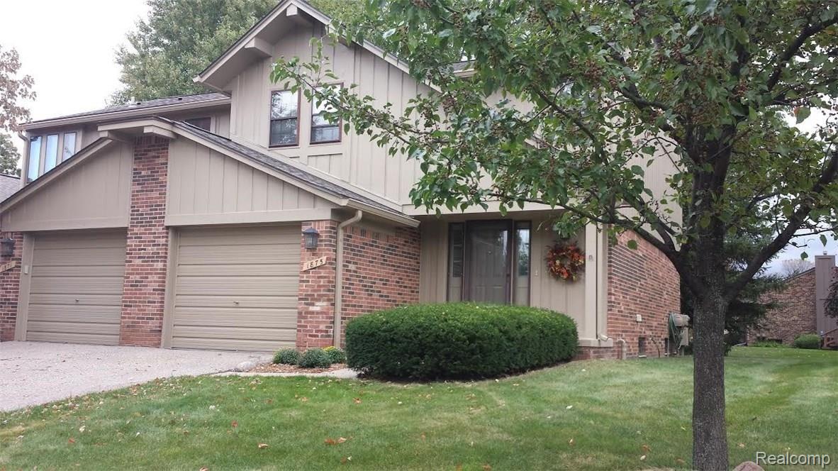 1875 Allenway Court, Unit 93 Rochester, MI 48309 - Photo 1 of 19 front1.jpg