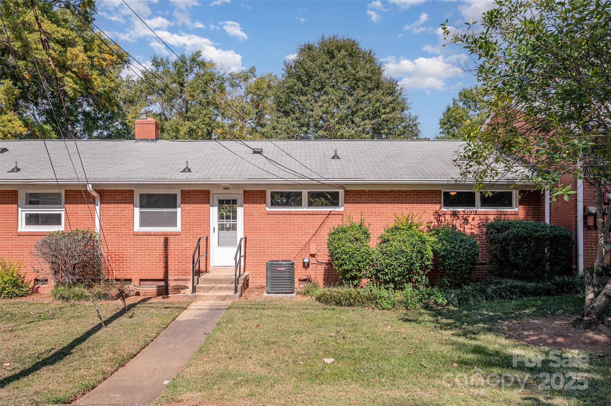 1015 Andover Road Charlotte, NC 28211 - Photo 22 of 22 front view of a house with a yard