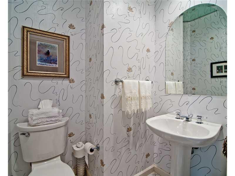 2625 Northwest 53rd Drive Boca Raton, FL 33496 - Photo 8 of 17 Bathroom