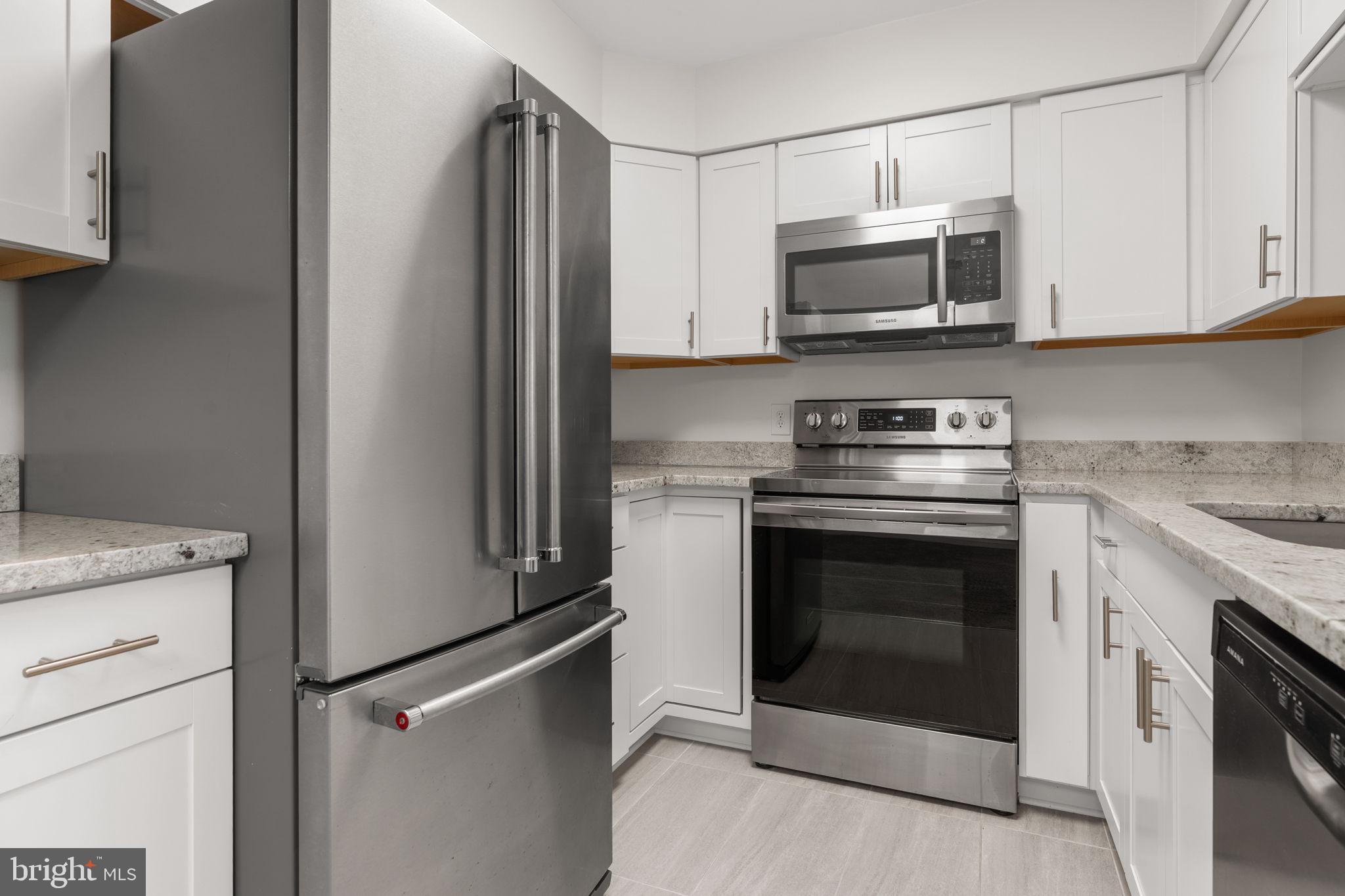 2221 Lovedale Lane, Unit I Reston, VA 20191 - Photo 20 of 39