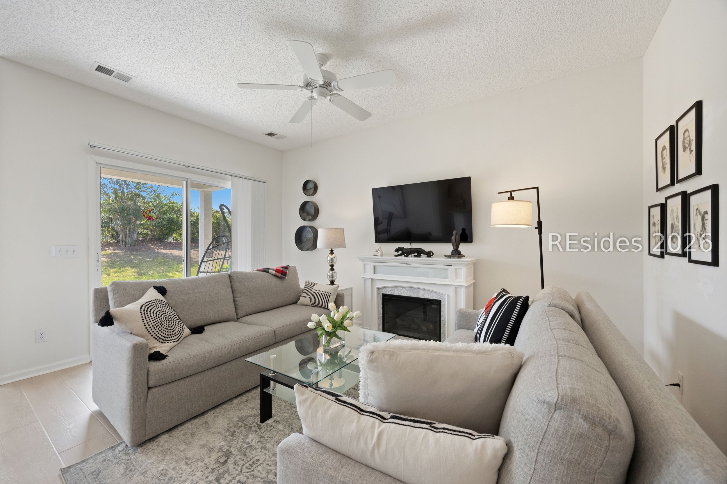 343 Landing Lane Bluffton, SC 29909 - Photo 3 of 20 Living Room