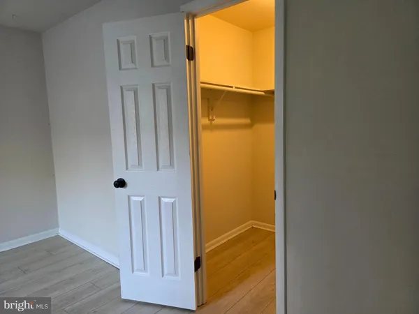 $1,750 | 4116 Mangalore Drive, Unit 201, Annandale, VA 22003