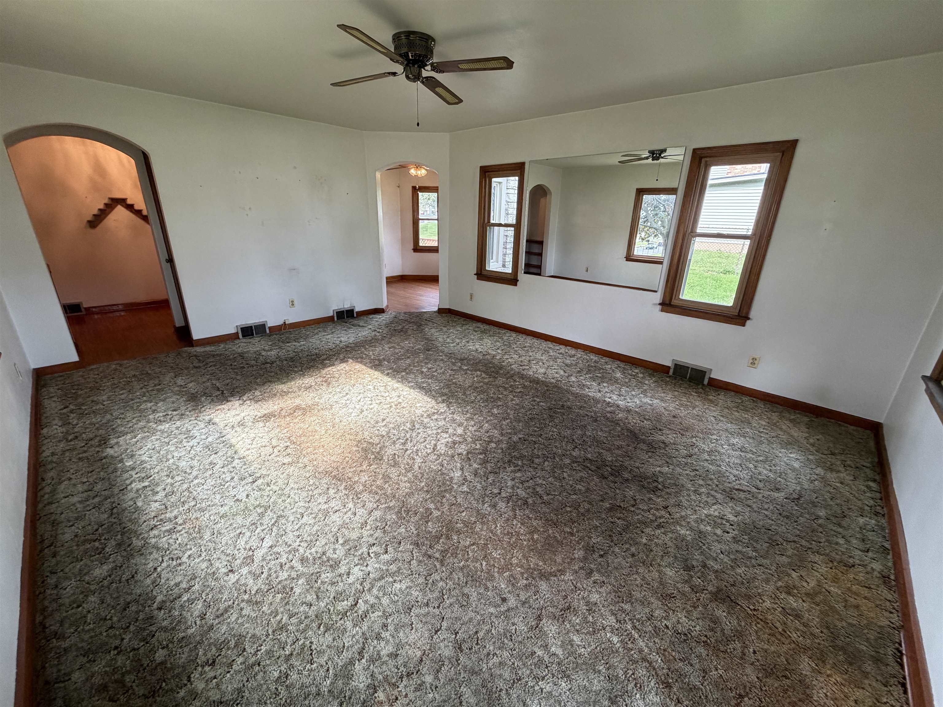 820 9th Avenue Monroe, WI 53566 - Photo 12 of 33