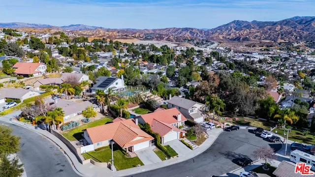$4,400 | 17141 Nevette Court, Canyon Country, CA 91387