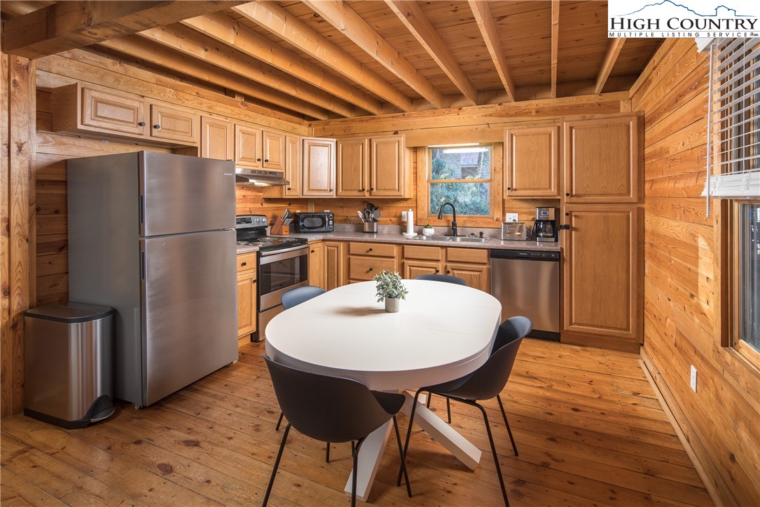 300 Red Feather Trail Boone, NC 28607 - Photo 5 of 15 Gallery Image 5