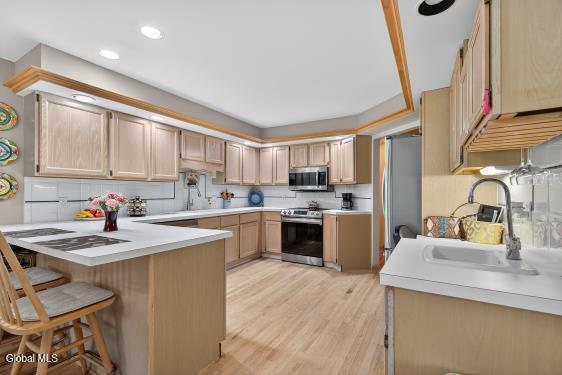 3 Pine Ridge Road Saratoga Springs, NY 12866 - Photo 6 of 34 1rfbahjfz8