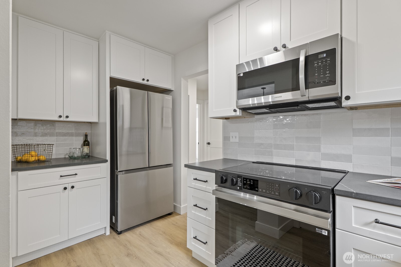 3539 Northeast 88th Street, Unit A Seattle, WA 98115 - Photo 13 of 39