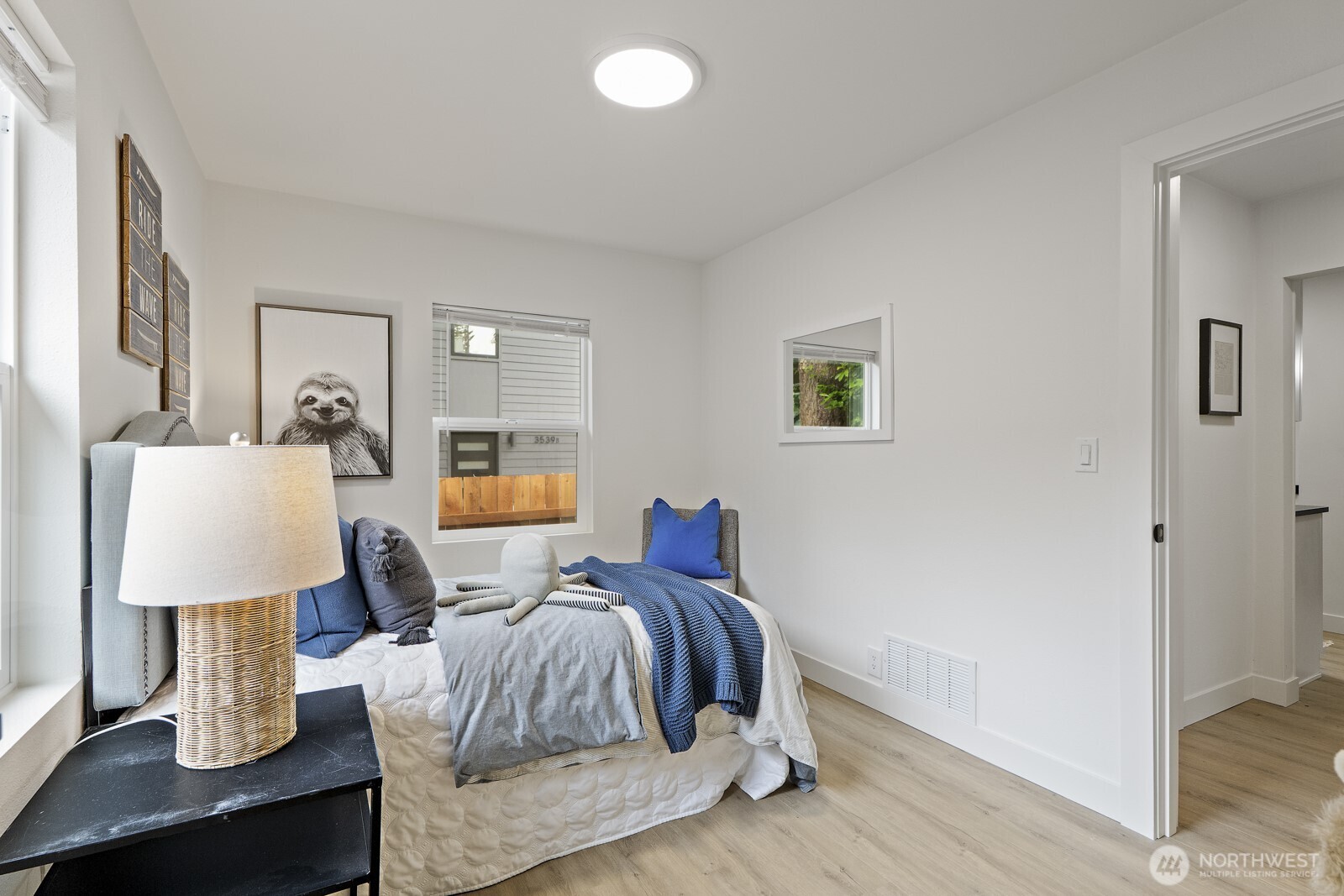 3539 Northeast 88th Street, Unit A Seattle, WA 98115 - Photo 16 of 39