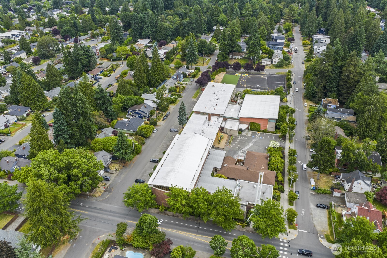 3539 Northeast 88th Street, Unit A Seattle, WA 98115 - Photo 4 of 39