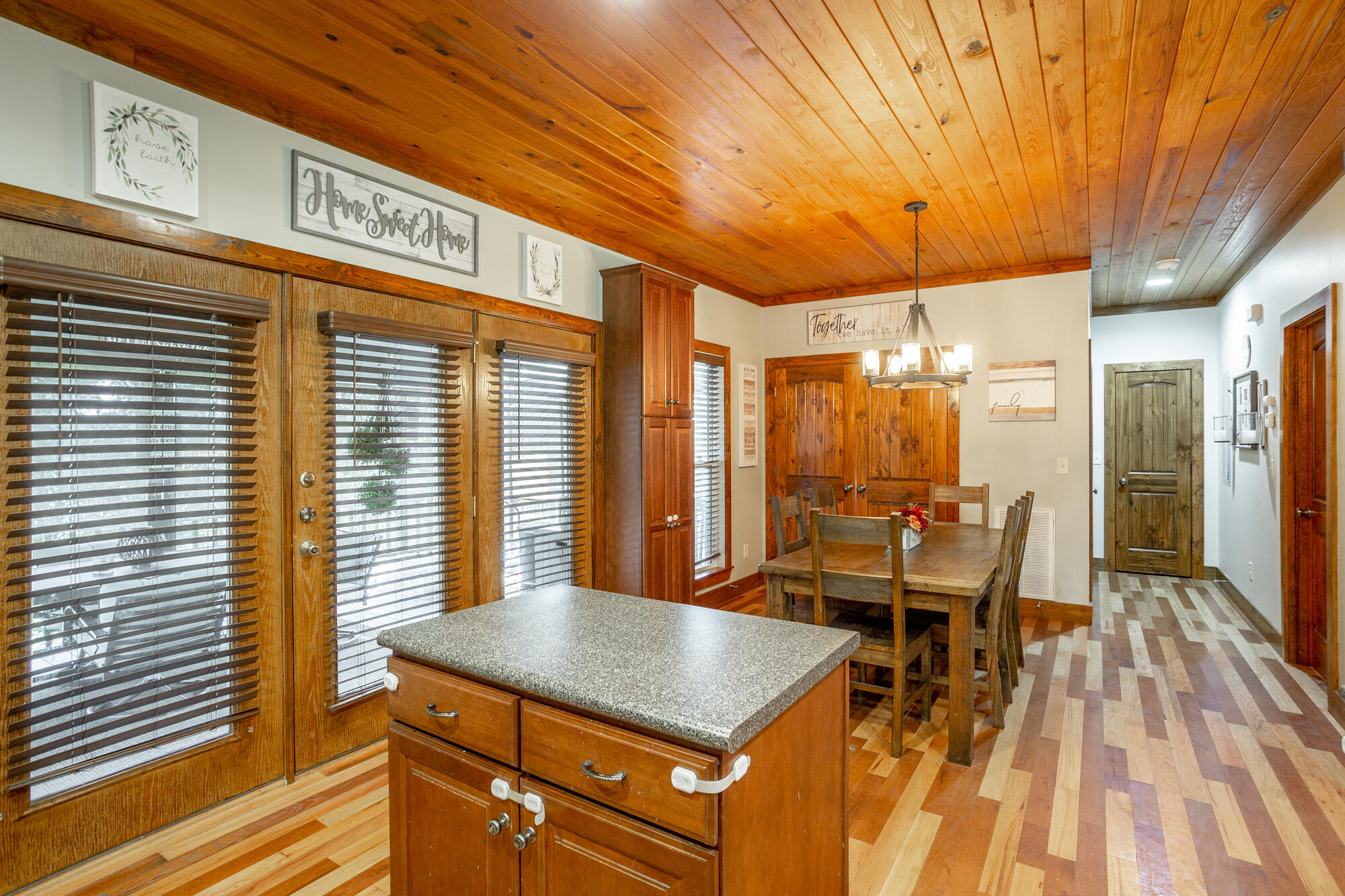 372 Hiwassee Drive Decatur, TN 37322 - Photo 21 of 54 Kitchen