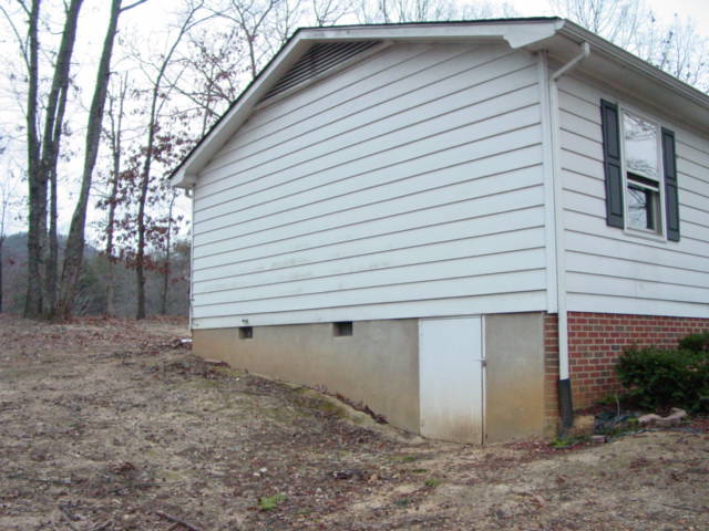 74 Arthur Road Roanoke, VA 24019 - Photo 11 of 11 a view of a house with a backyard