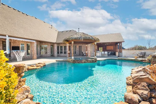 $1,200,000 | 3305 Twin Lakes Drive, Celina, TX 75078