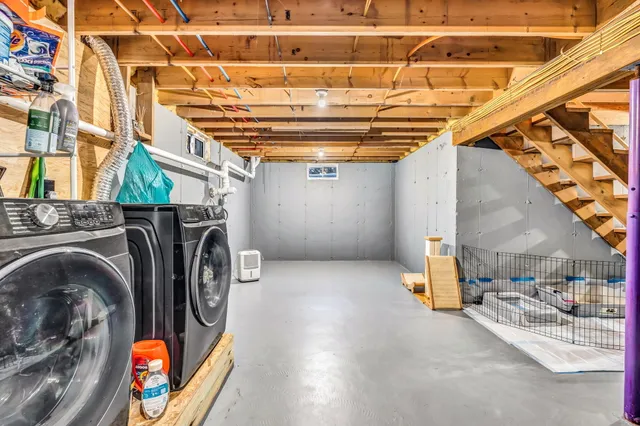 $309,000 | 72 North Road, Winterport, ME 04496