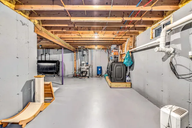 $309,000 | 72 North Road, Winterport, ME 04496