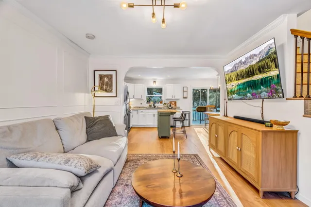 $309,000 | 72 North Road, Winterport, ME 04496