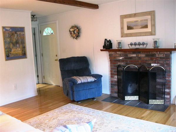 13 Spruce Road Medway, MA 02053 - Photo 14 of 30