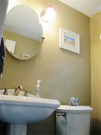 13 Spruce Road Medway, MA 02053 - Photo 16 of 30