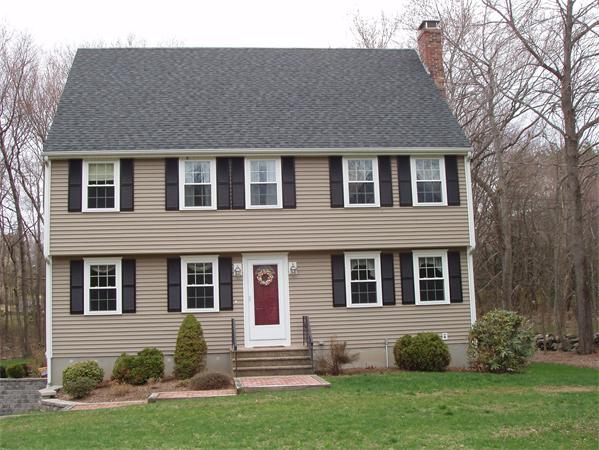 13 Spruce Road Medway, MA 02053 - Photo 2 of 30