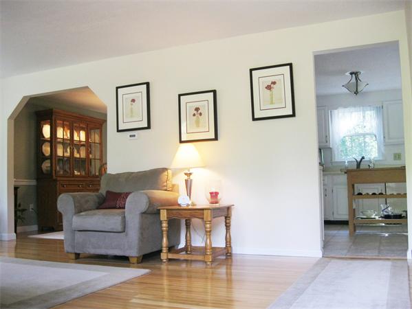 13 Spruce Road Medway, MA 02053 - Photo 5 of 30