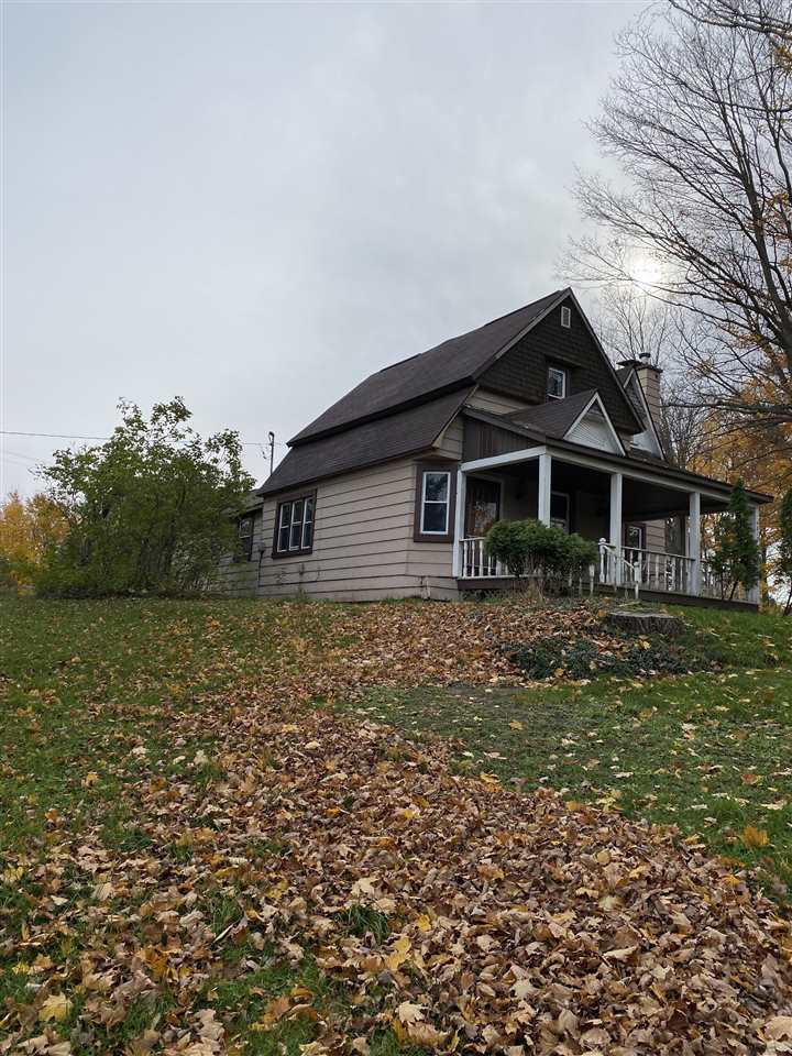 4815 North Long Lake Road Traverse City, MI 49684 - Photo 4 of 20 1894836-3.JPG