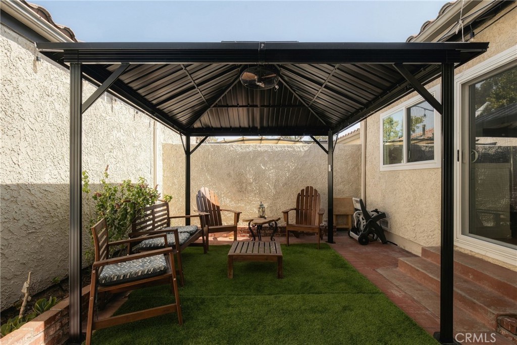 19565 Rinaldi Street, Unit 18 Porter Ranch, CA 91326 - Photo 28 of 31 Gallery Image 28