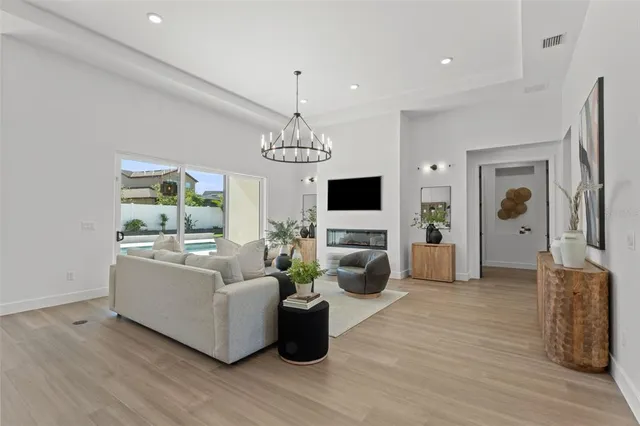 $1,099,990 | 33228 Kateland Drive, Wesley Chapel, FL 33545