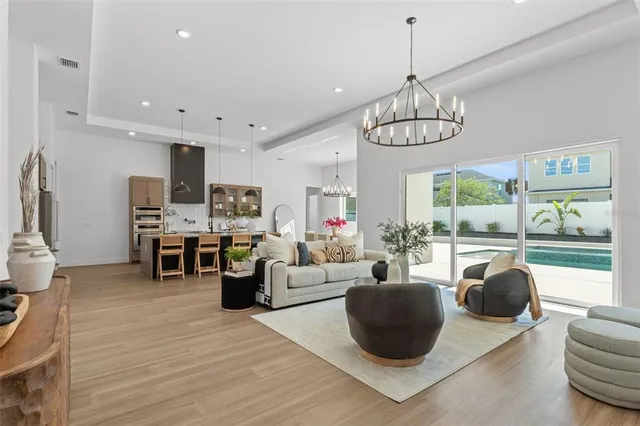 $1,099,990 | 33228 Kateland Drive, Wesley Chapel, FL 33545