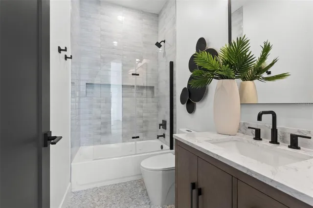 $1,099,990 | 33228 Kateland Drive, Wesley Chapel, FL 33545