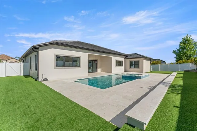 $1,099,990 | 33228 Kateland Drive, Wesley Chapel, FL 33545