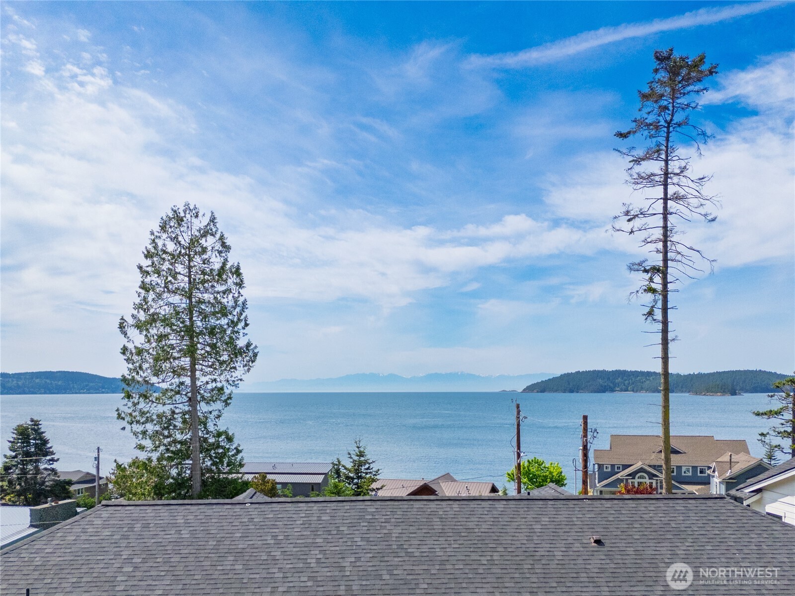 4616 Anaco Beach Road Anacortes, WA 98221 - Photo 30 of 37
