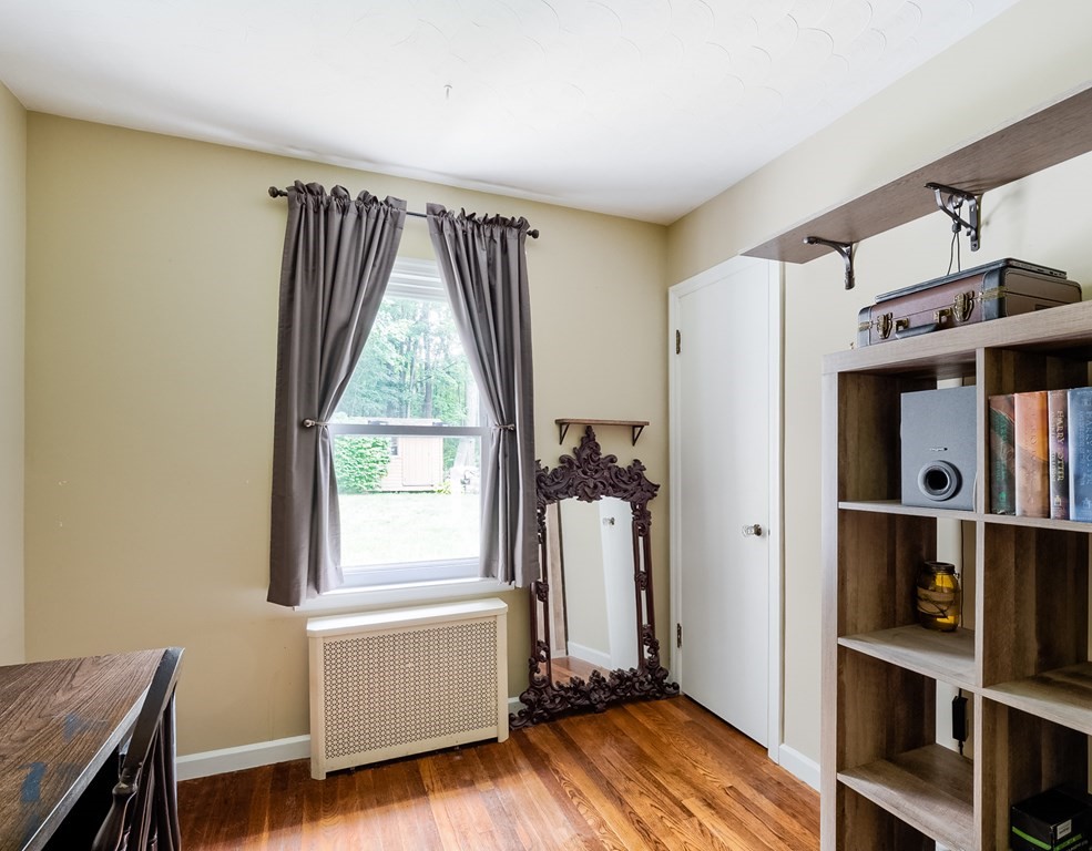 17 Carleton Road Rochdale, MA 01542 - Photo 16 of 27 Gallery Image 16