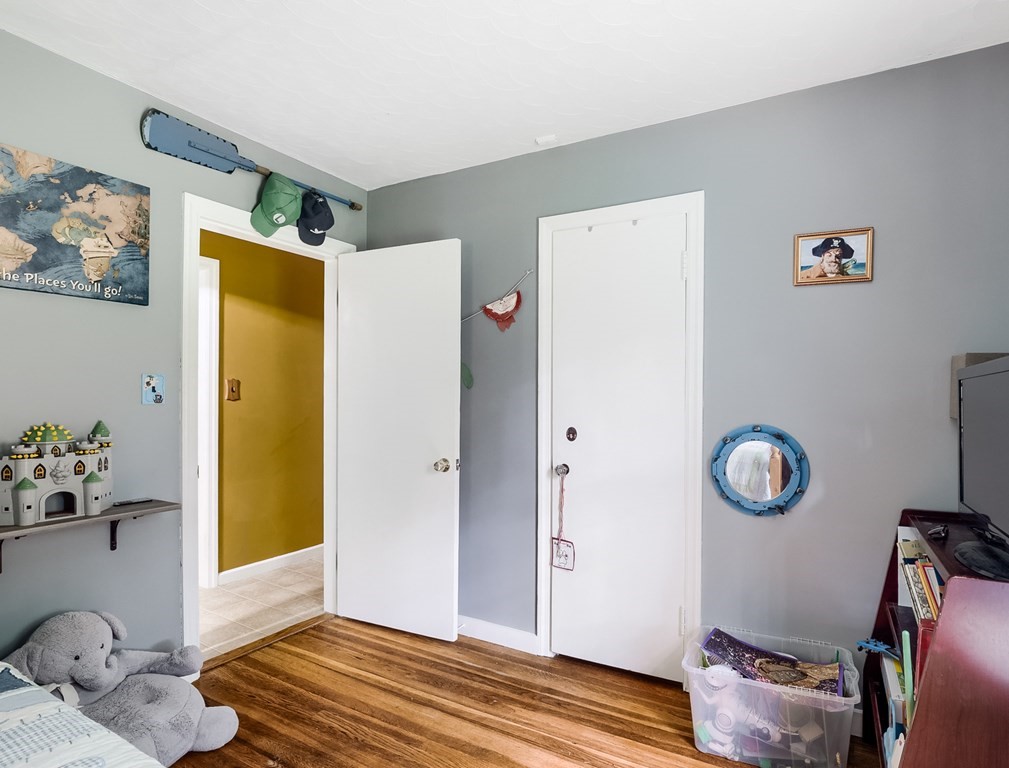 17 Carleton Road Rochdale, MA 01542 - Photo 18 of 27 Gallery Image 18