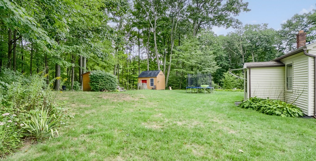 17 Carleton Road Rochdale, MA 01542 - Photo 25 of 27 Gallery Image 25