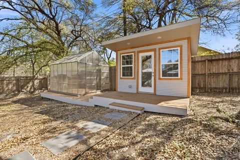$450,000 | 11805 Pollyanna Avenue, Austin, TX 78753