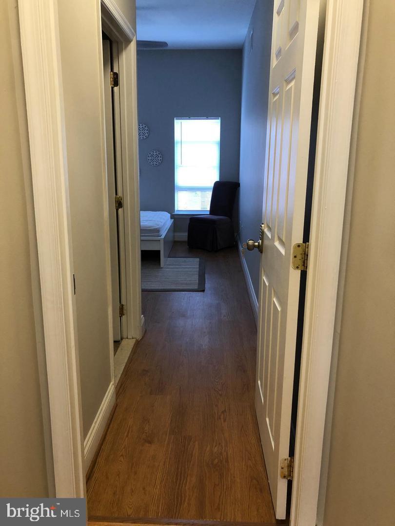 402 North Chester Street Baltimore, MD 21231 - Photo 11 of 24